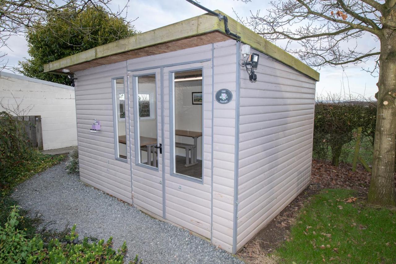 Seaways Glamping, Copper Beech Apartment Driffield Exterior photo